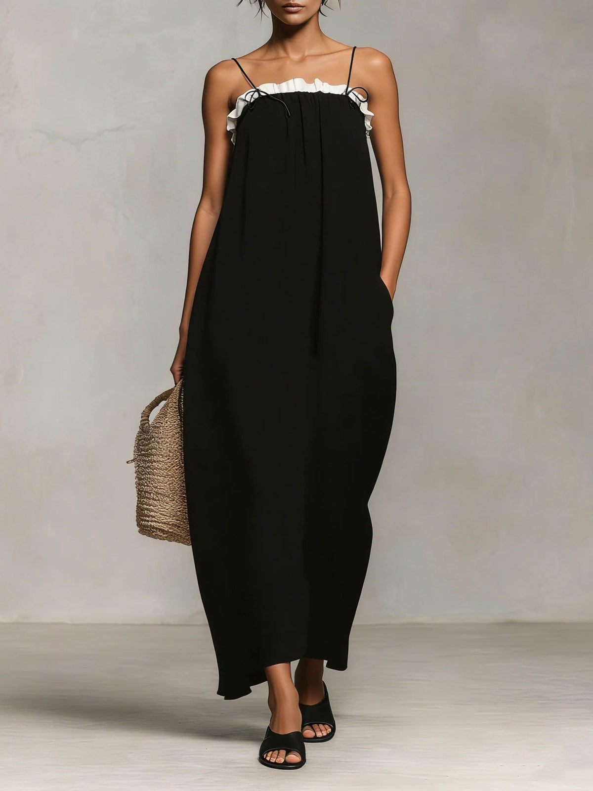 Caelia™ | Robe longue à fines bretelles