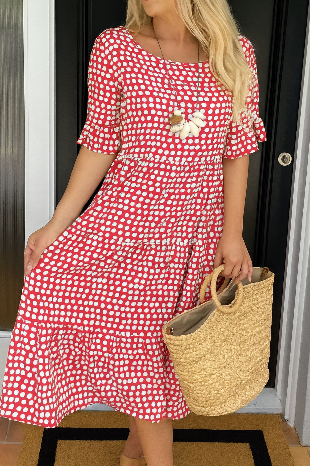 Iris™ | Robe midi couleur sable