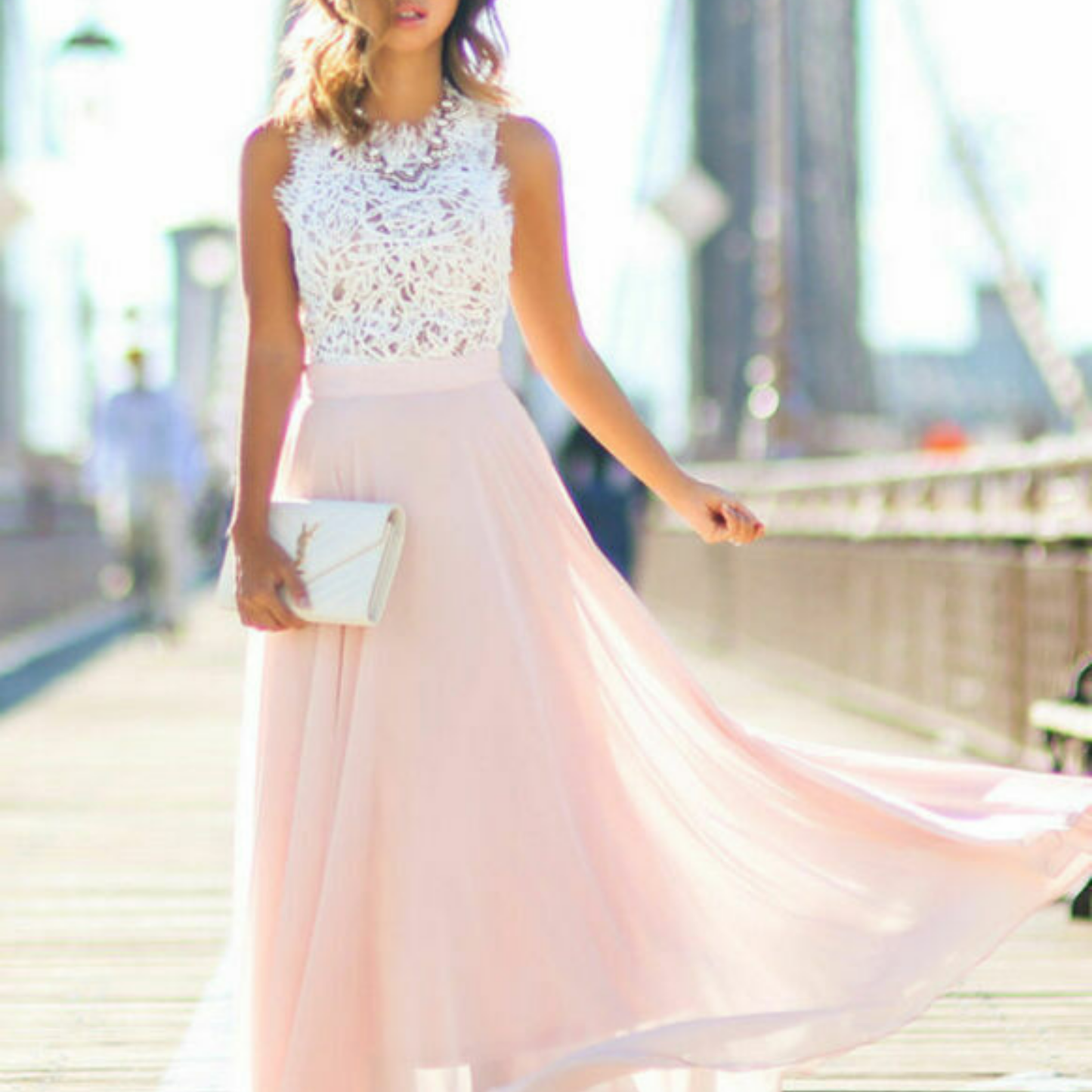 EMIE™ | Robe longue en dentelle